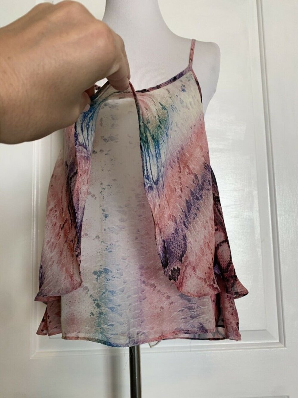 Show Me Your Mumu Snake Print Sleeveless Swing Tank Boho Flowy Watercolor M - Picture 2 of 8